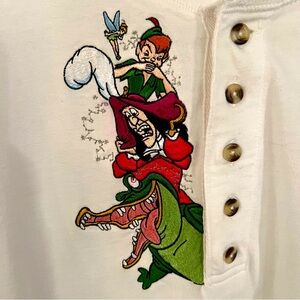 ꧁ Vintage Disney Peter Pan Embroidered Henley Shirt ꧂